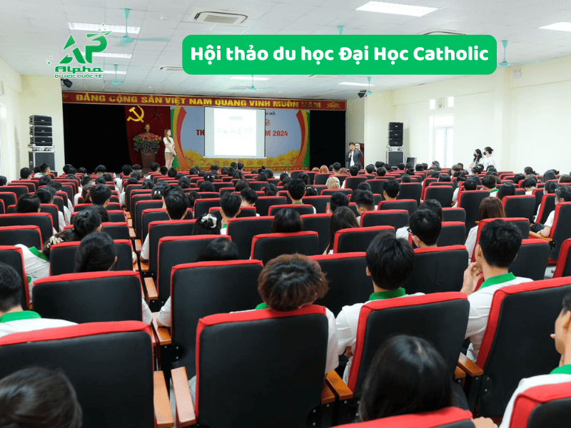 chi phi du hoc dai hoc catholic 4