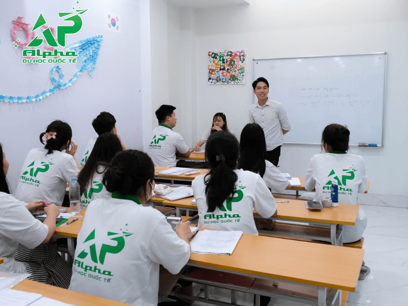 Giám đốc Alpha chia sẻ bí quyết rèn luyện kỹ năng mềm cho học viên
