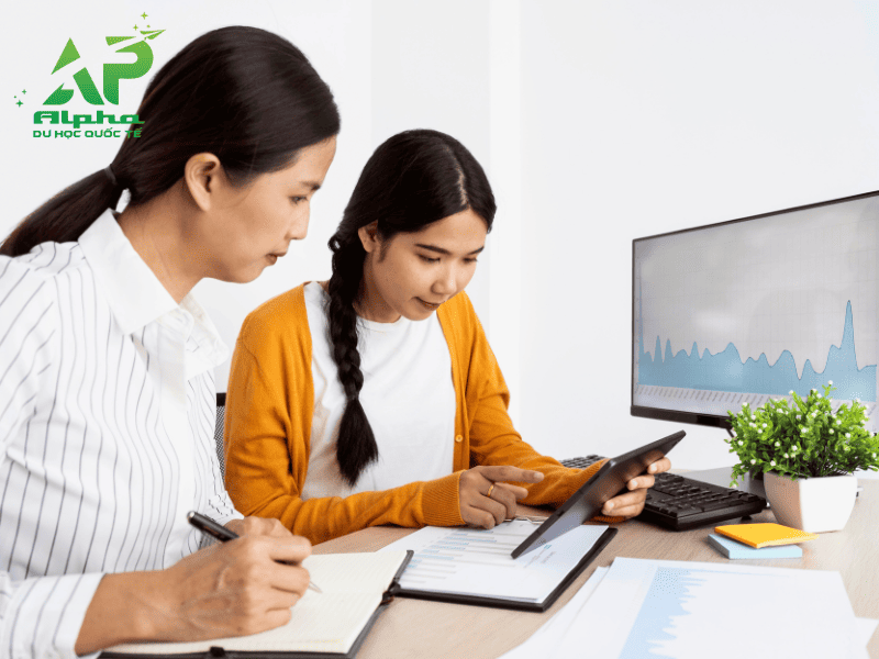 Năng lực và tài chính là hai yếu tố ảnh hưởng đến quyết định du học Hàn Quốc nên học ngành nào? 