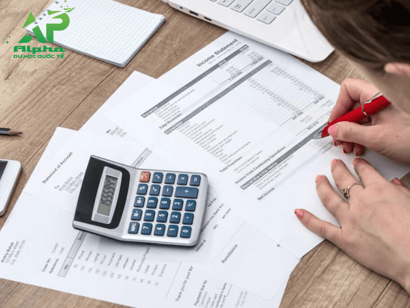 Trượt code lỗi số 8 liên quan đến việc không chứng minh được mối quan hệ gia đình và điều kiện kinh tế ổn định