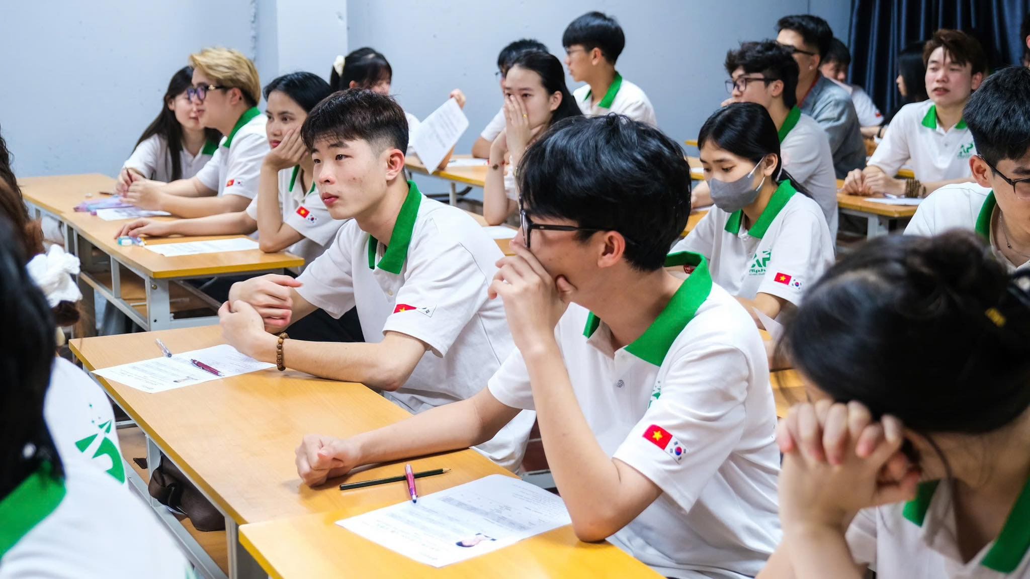 Học TOPIK 3 mất bao nhiêu tiền? Ở đâu đào tạo Topik 3 uy tín? Lớp học Topik 3 4 5 6 của Alpha