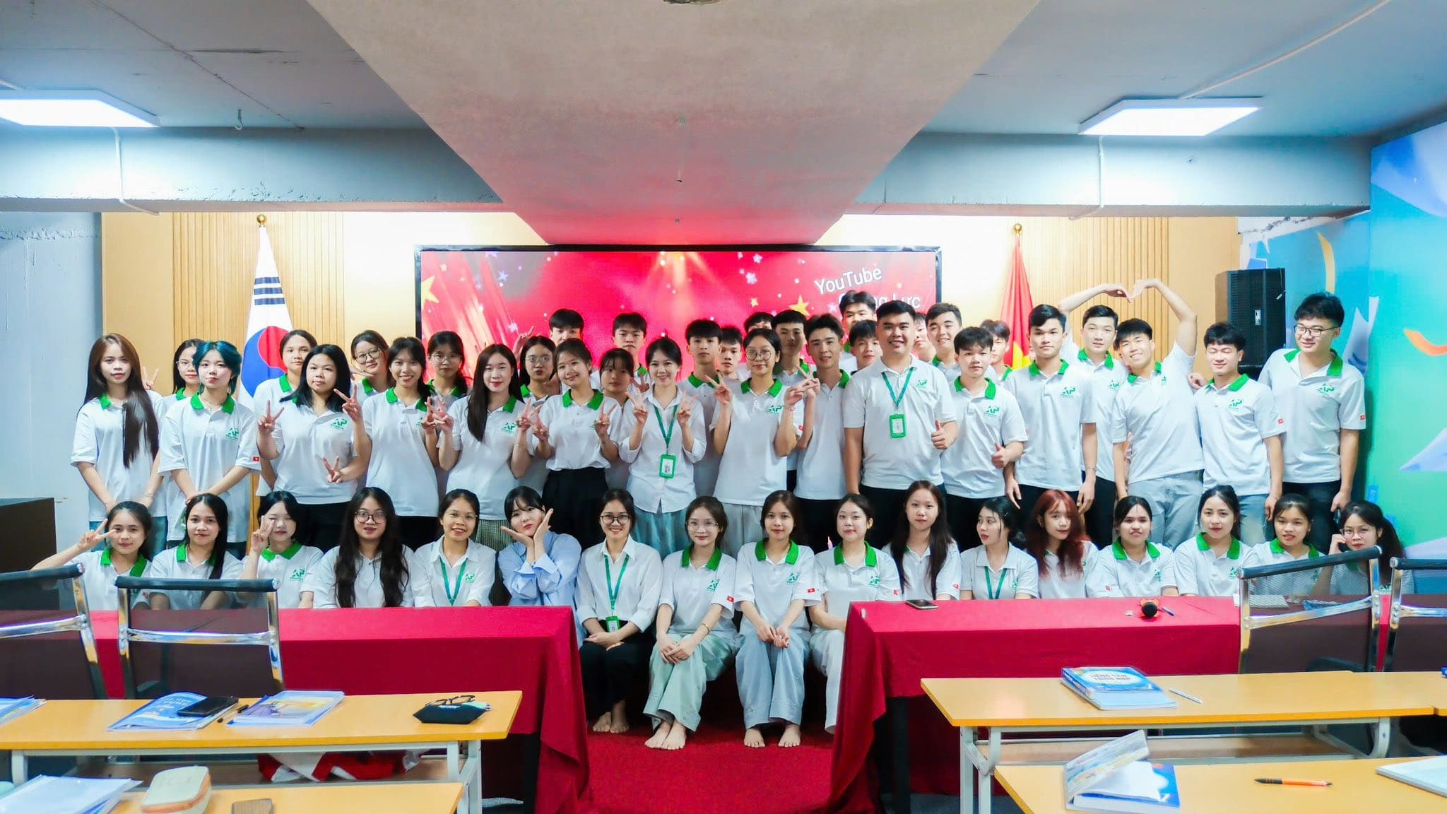 Alpha khai giảng lớp học tiếng Hàn EPS cho người đi làm