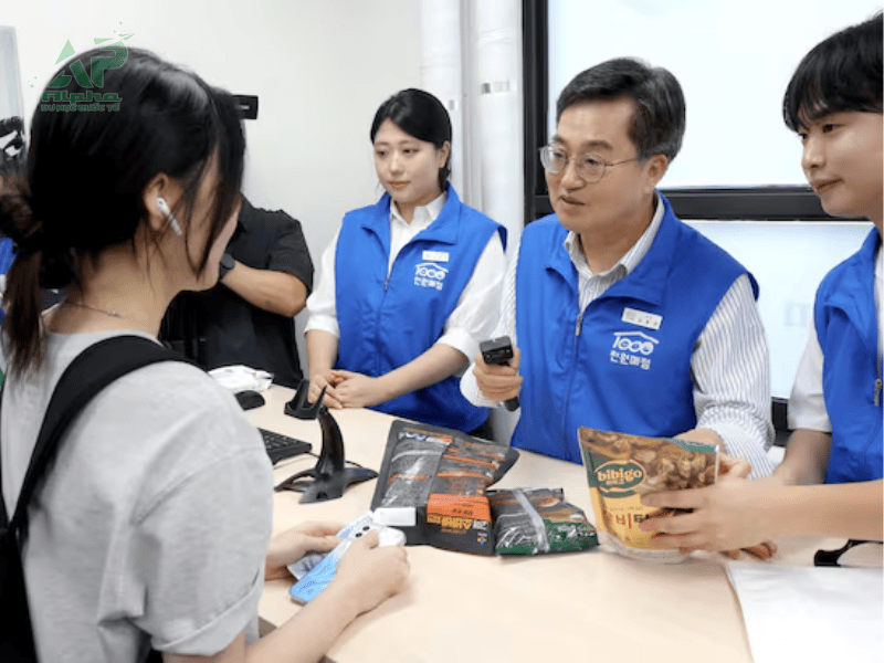 Chỉ với 1000 won có thể mua được 4 sản phẩm khác nhau