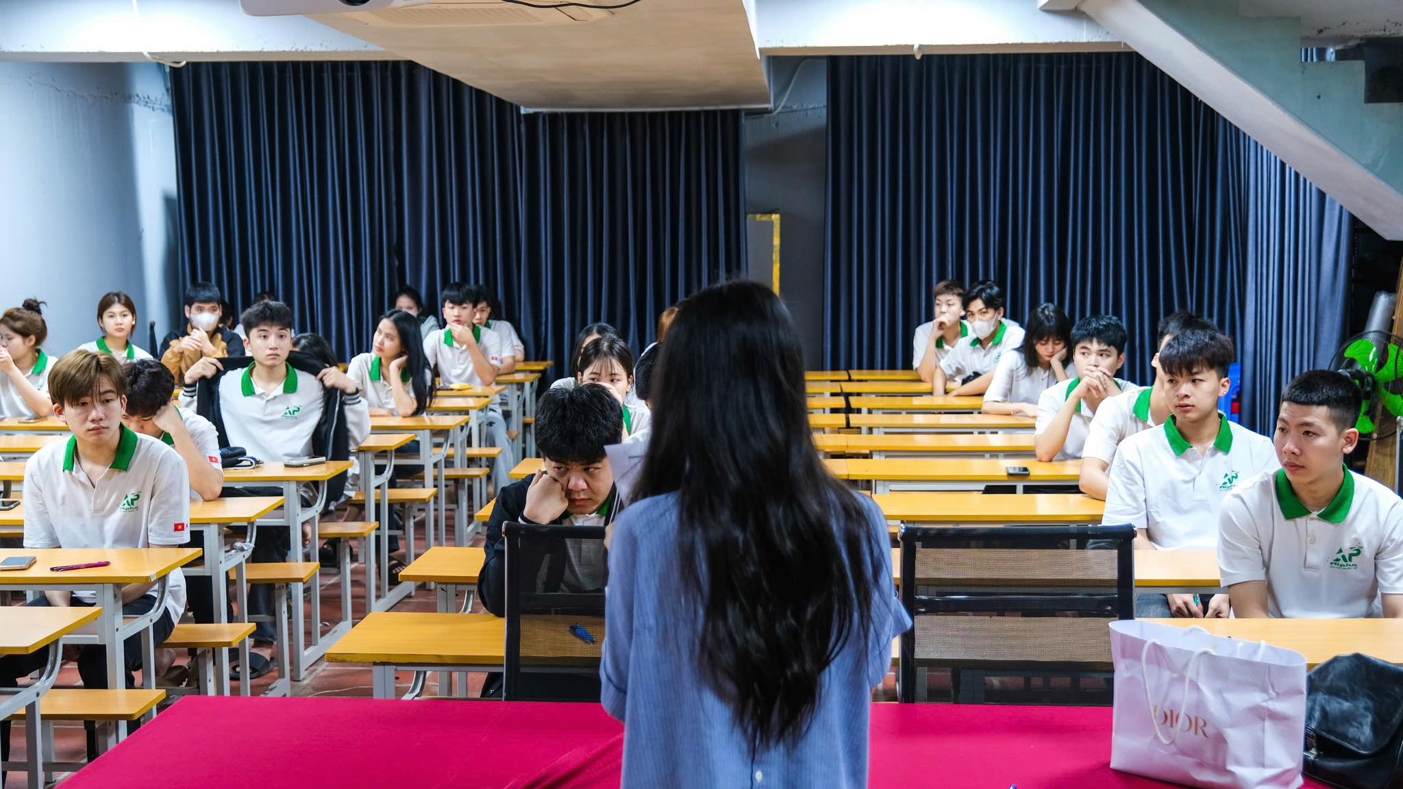 Cày Topik và săn học học bổng từ 30 - 100%